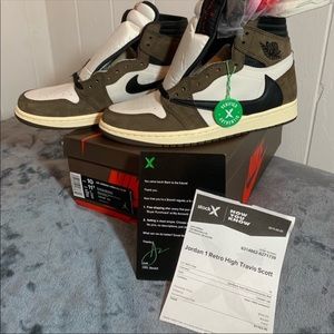 Travis Scott Jordan 1s